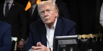 Trump Says Iran Seeks Negotiation After Warning of Military Intervention