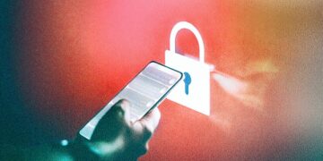 Hacked Prayer App Sends ‘Surrender’ Messages to Iranians Amid Israeli and US Strikes