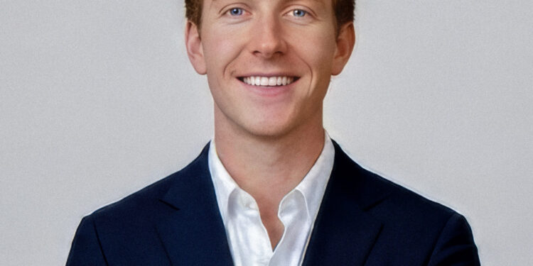 The Rise of Retained Health Management for Founders